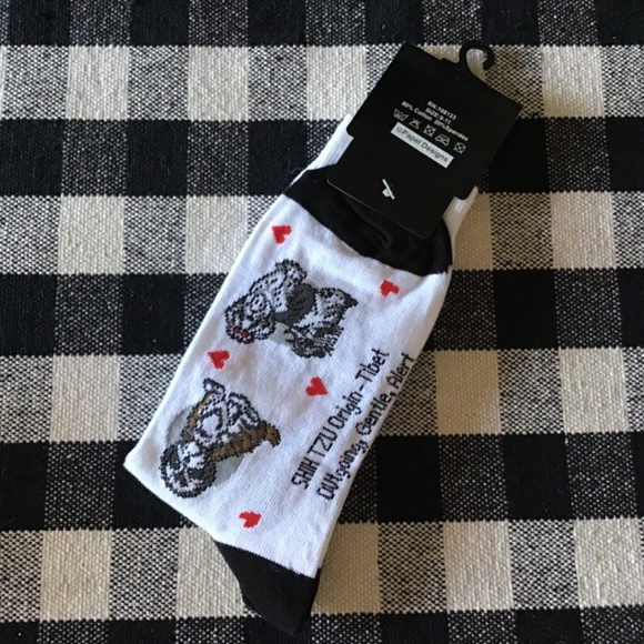 NWT HWA YU Women I ❤️ My SHIN TZU Dog Crew Socks Size 9-11 - Picture 2 of 2